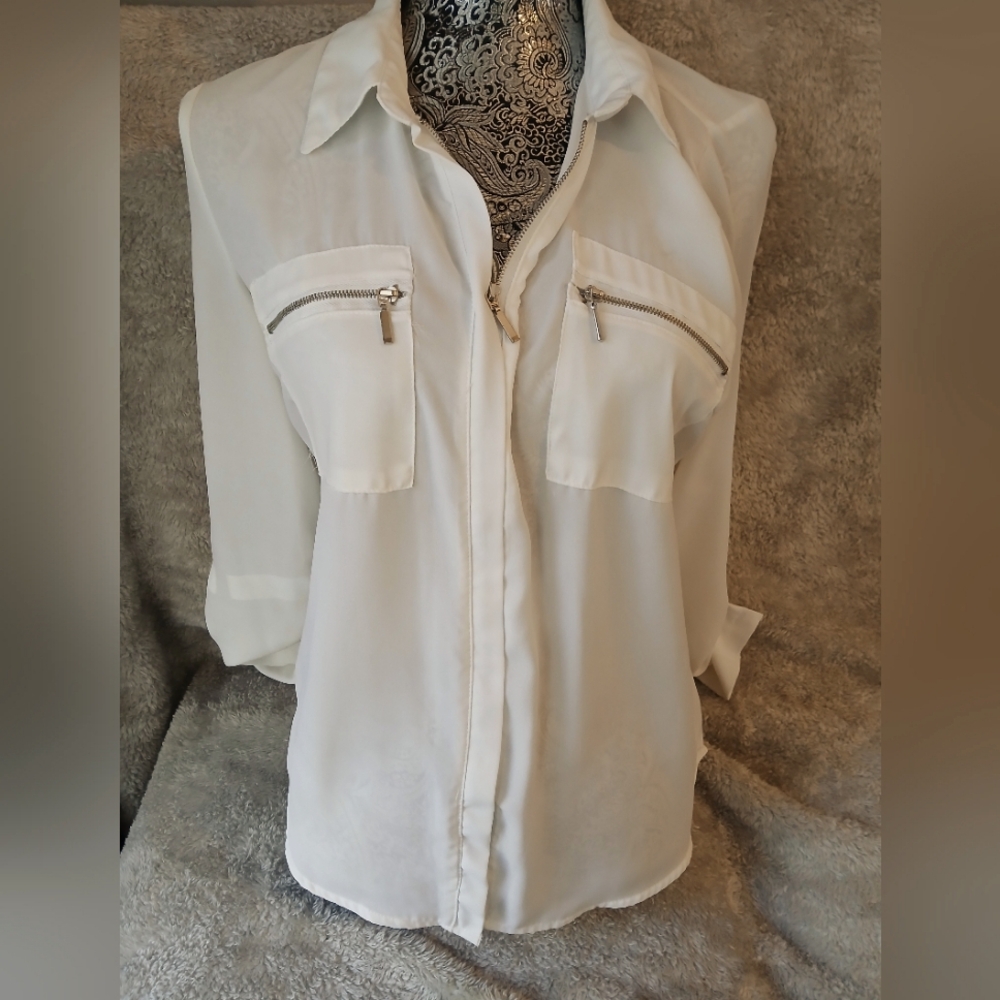 Women's White Zippered Blouse